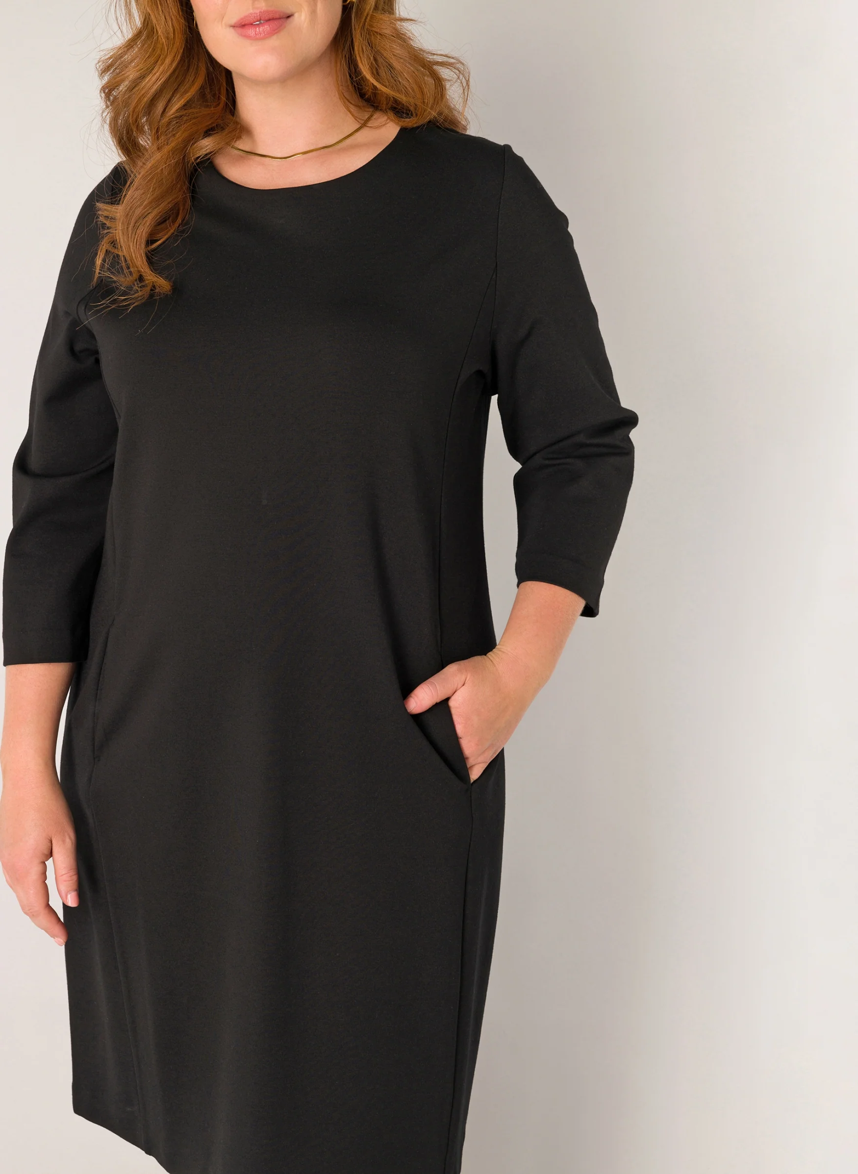 Base level curvy Jurk 7000019 1000 black - Image 5