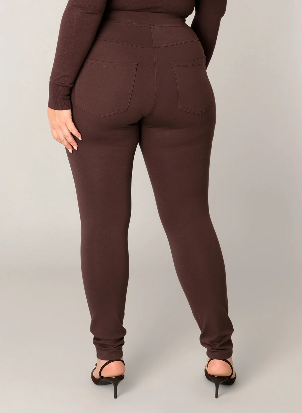 Base level curvy Legging 7000005 9000 Brown - Image 4