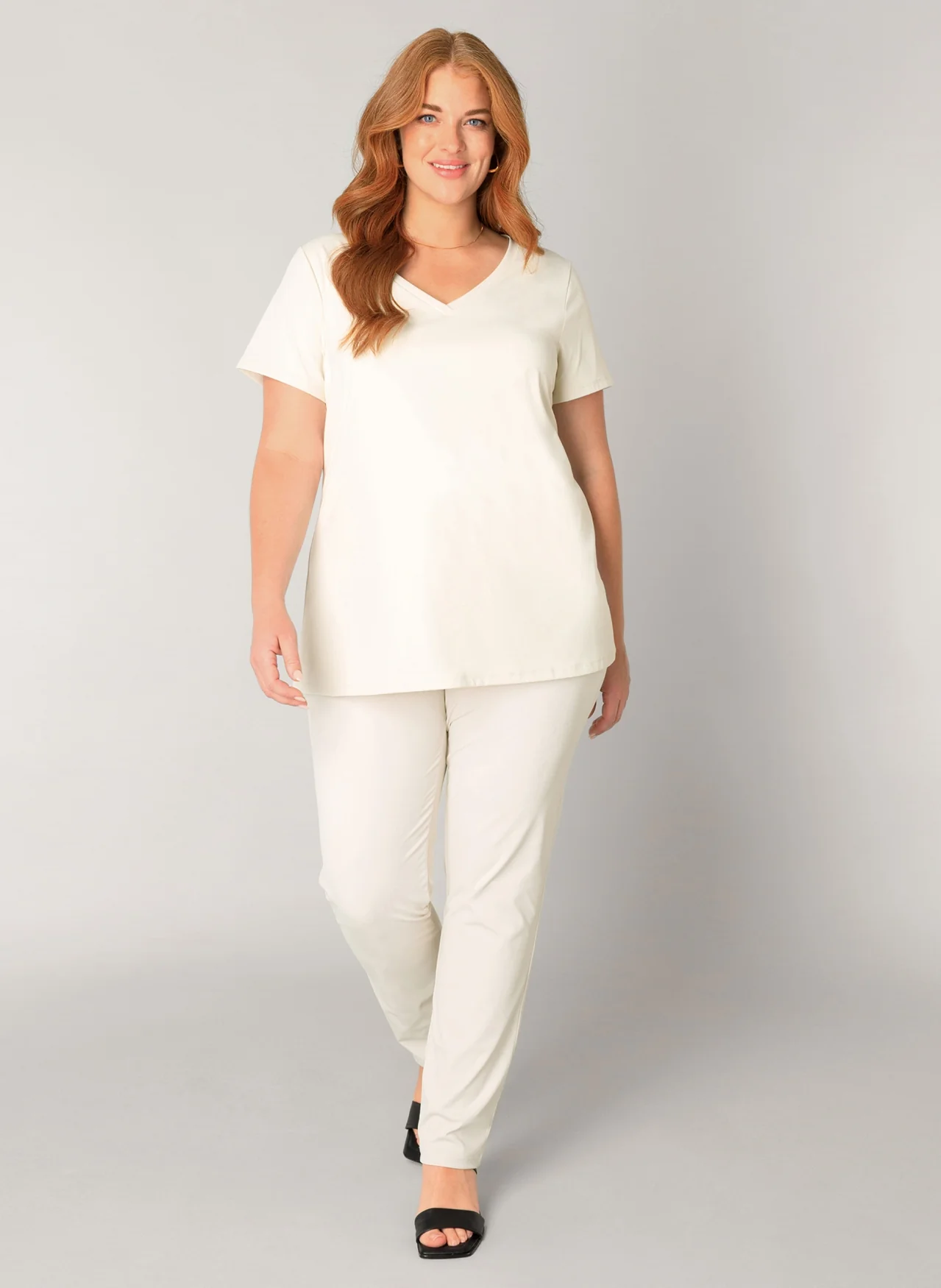 Base level curvy T-Shirt 7000114 10010 sand - Image 4