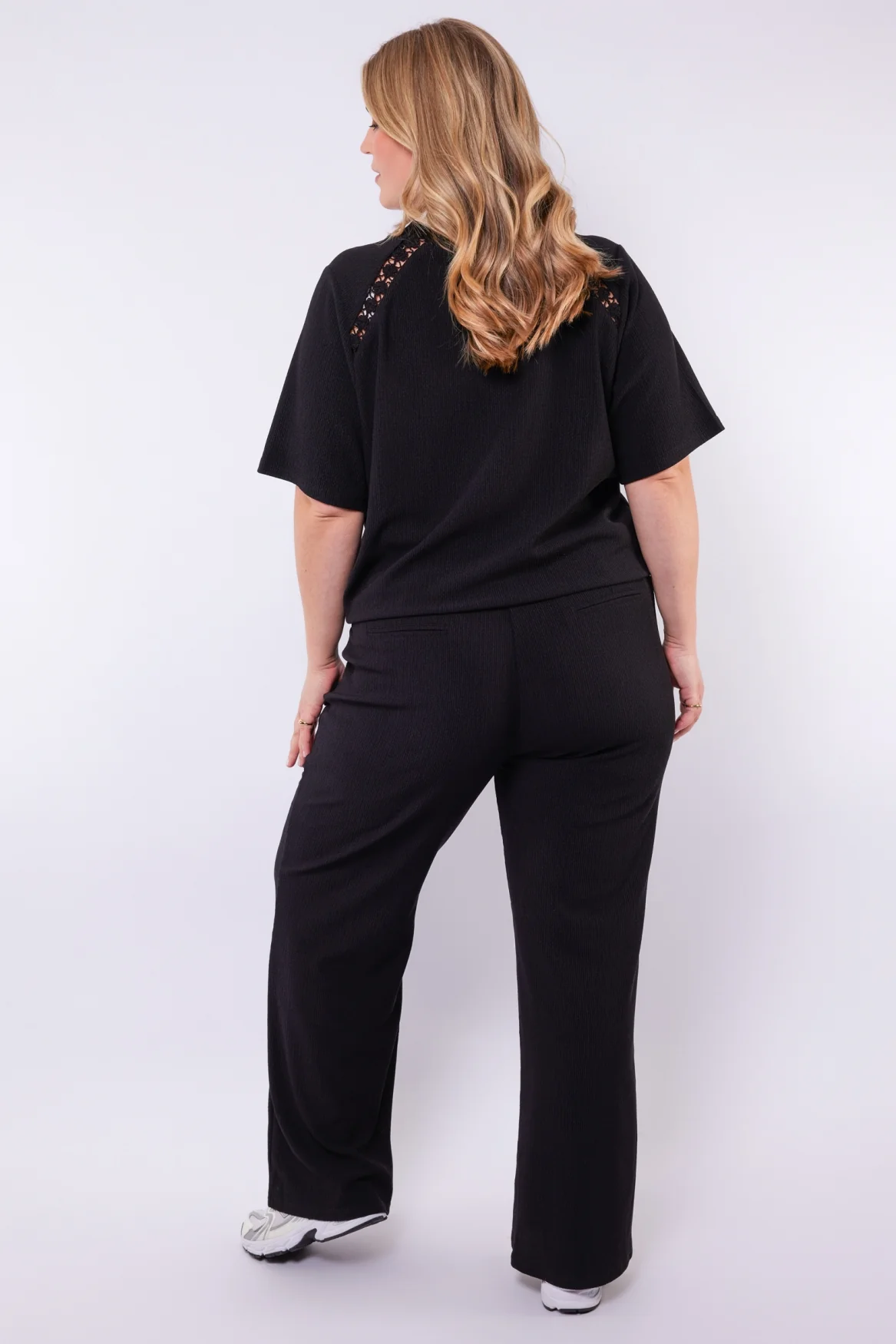 Exxcellent Pantalon 26ZZE11 001 black - Image 4