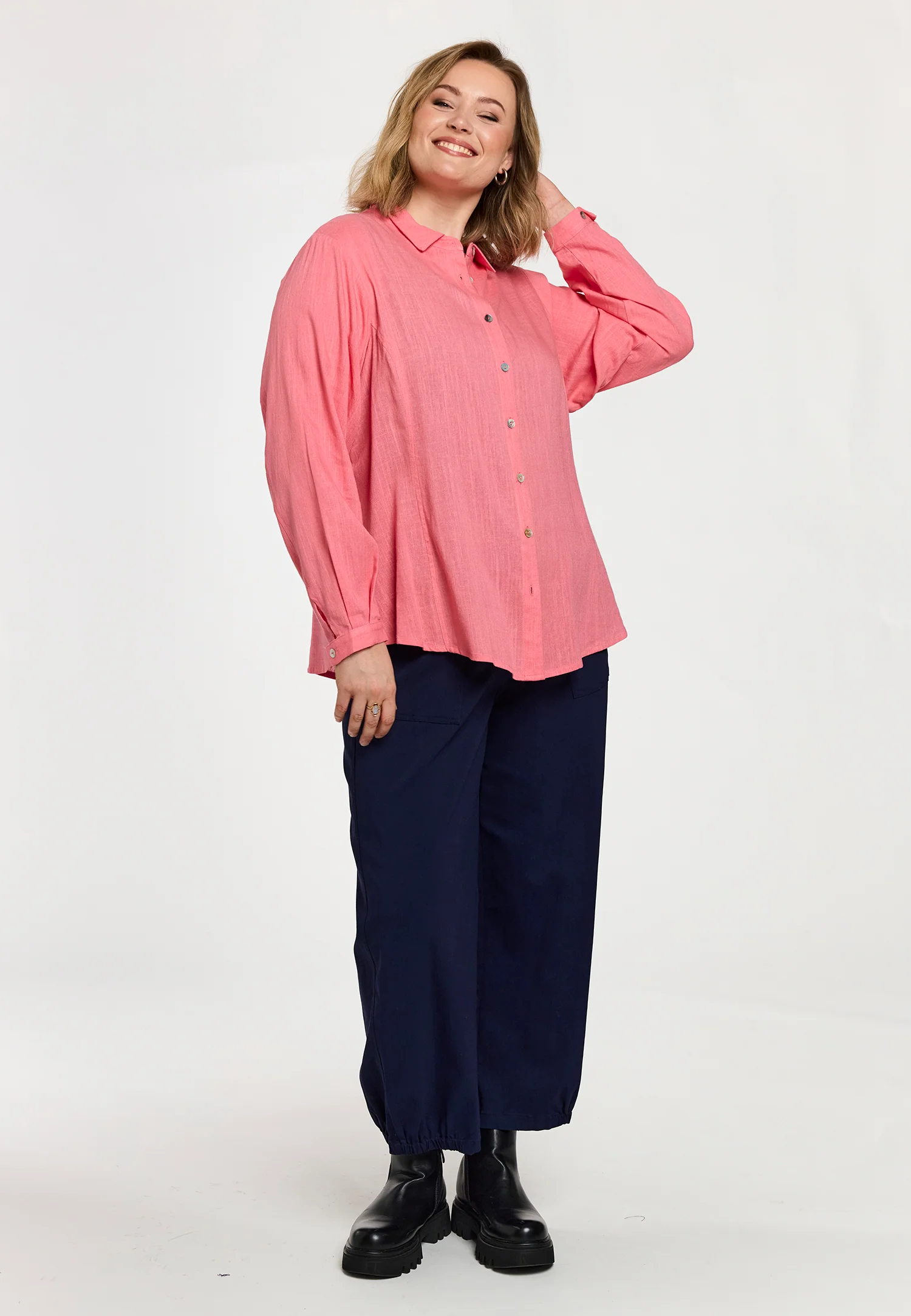 Gozzip Blouse G261018 BLACK - Image 4