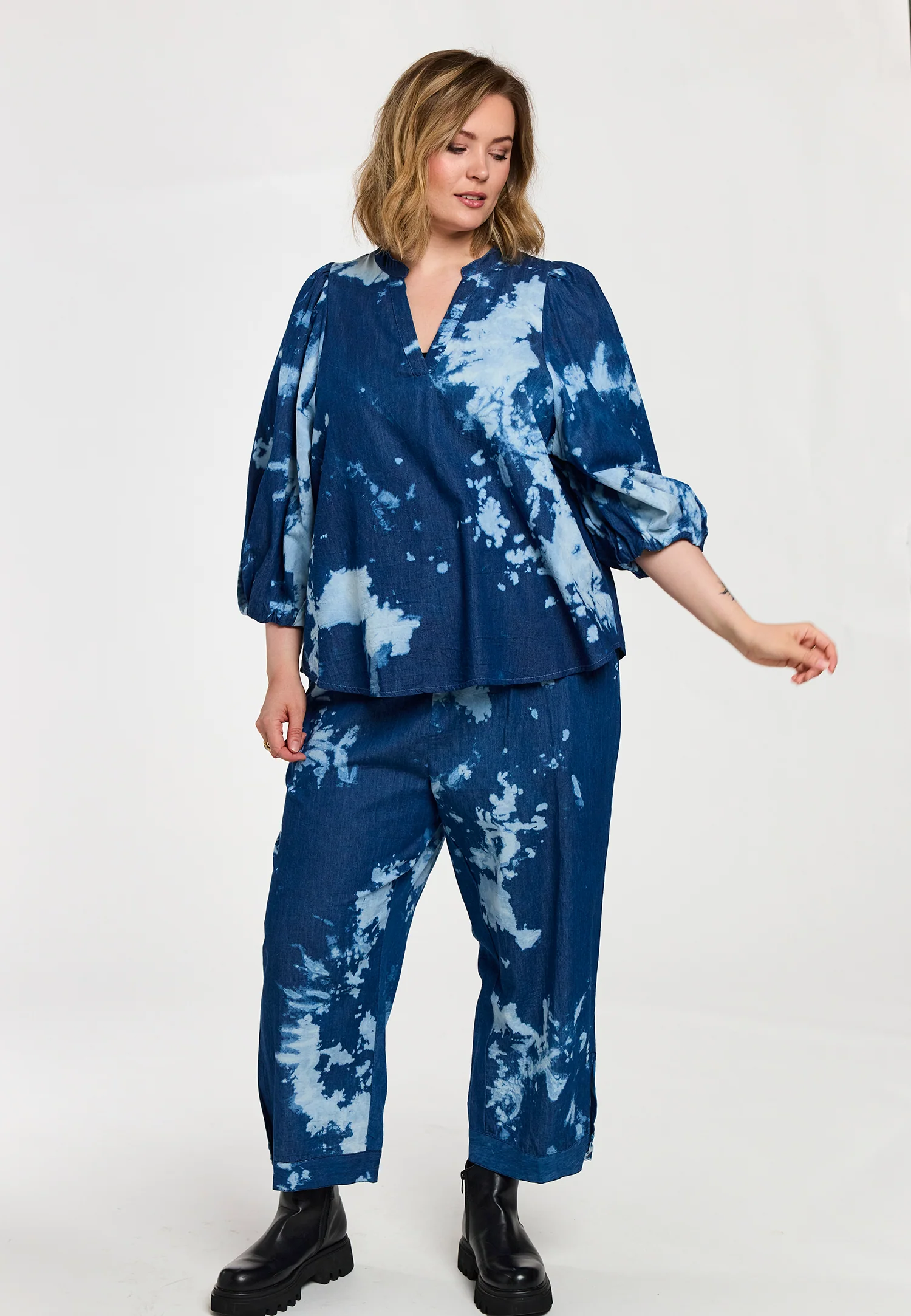 Gozzip Blouse G261052 Printed denim - Image 4