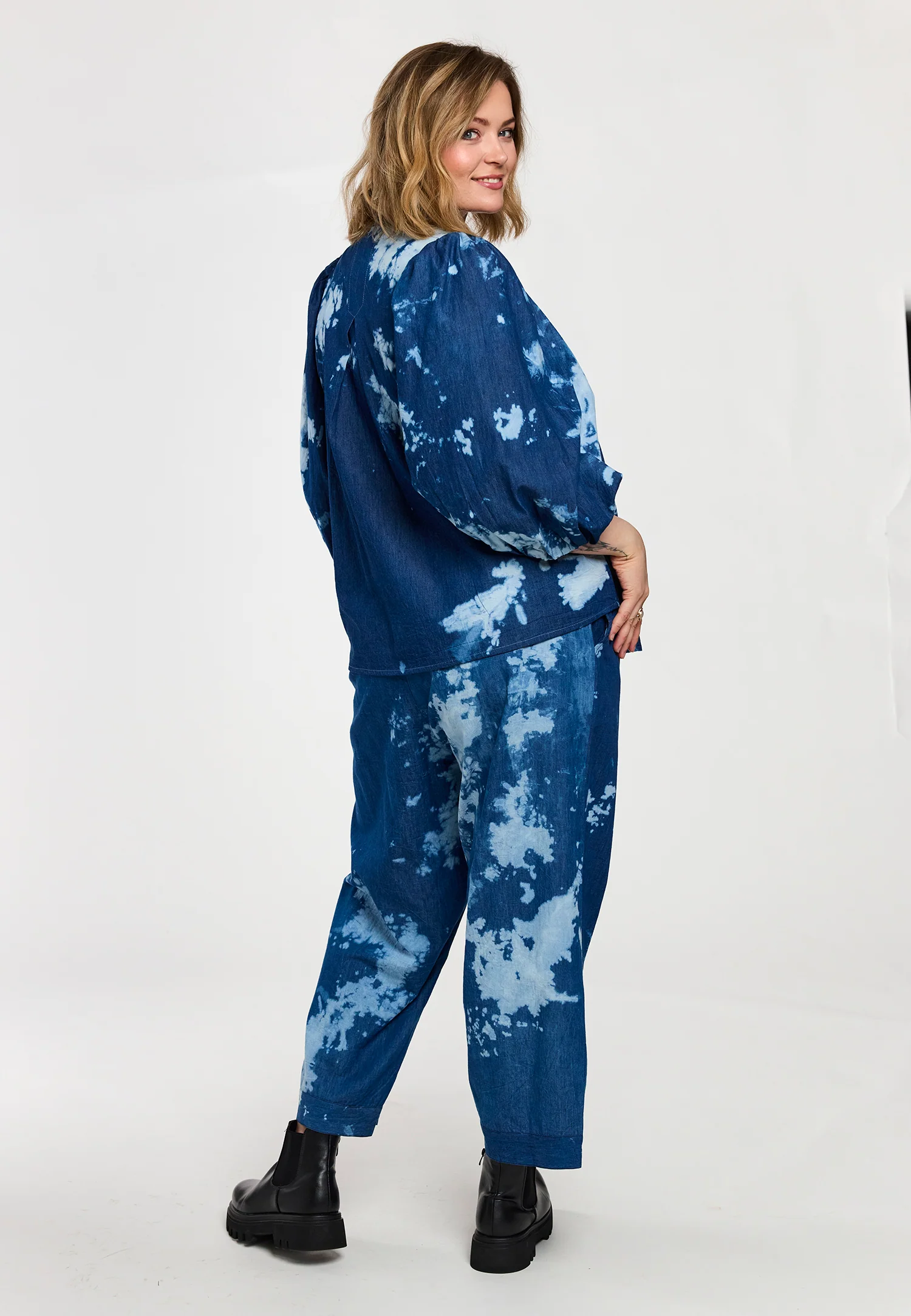 Gozzip Blouse G261052 Printed denim - Image 5