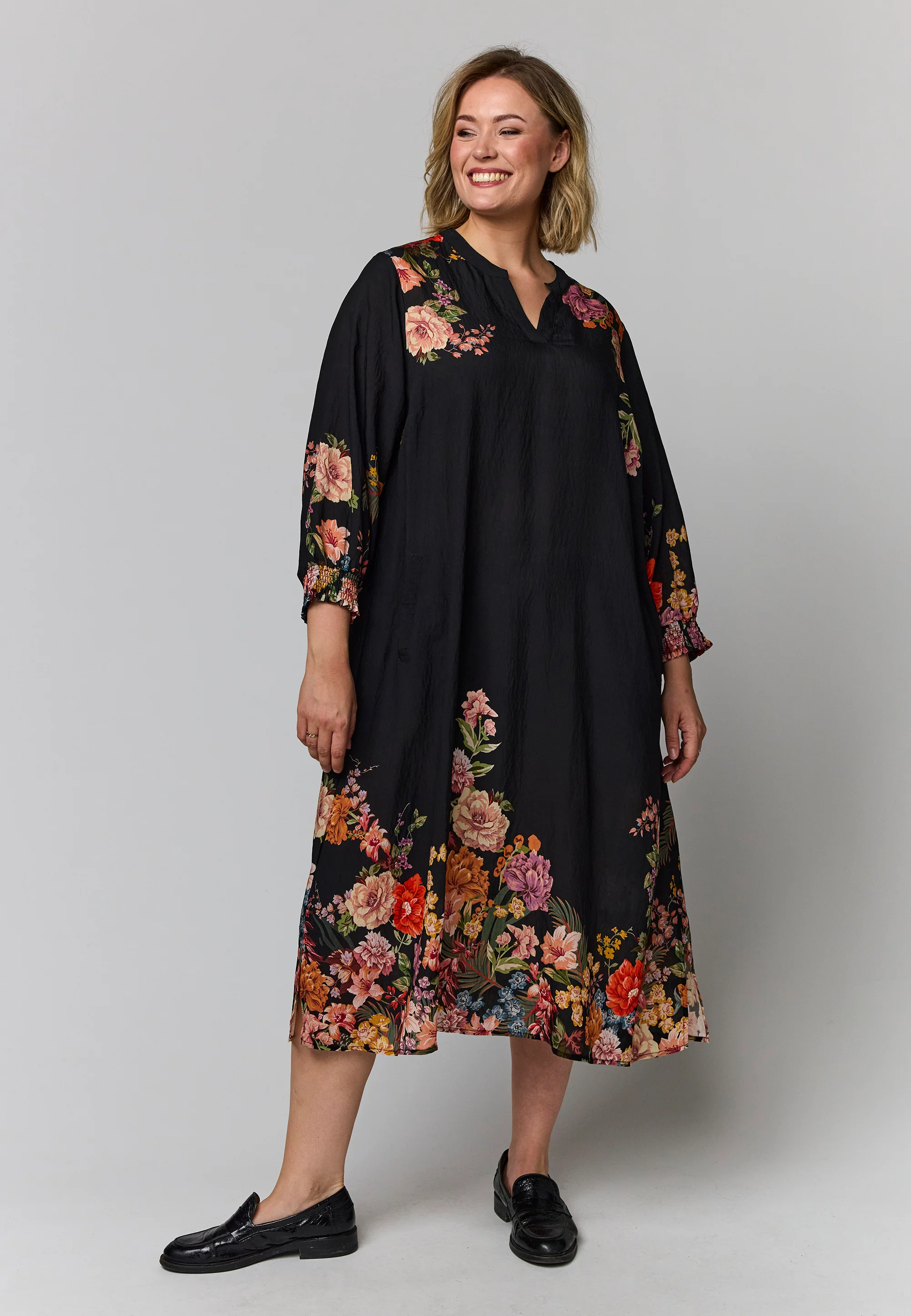Gozzip Jurk G264005 Black with rose fall board - Image 4