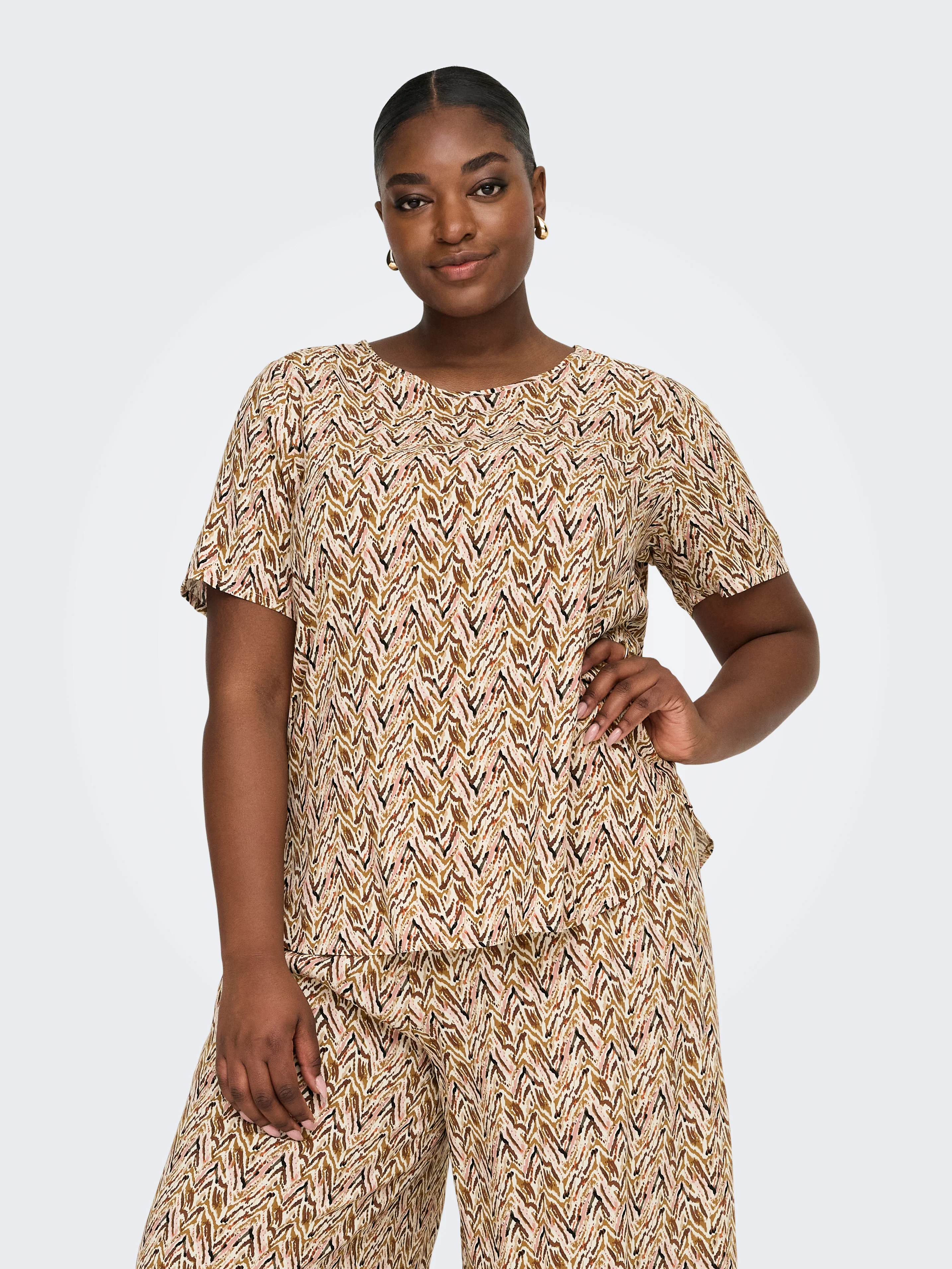 Only Carmakoma Blouse 15304541 196844003-Whitecap Gray/ABSTRACT ZIG ZAG - Image 53