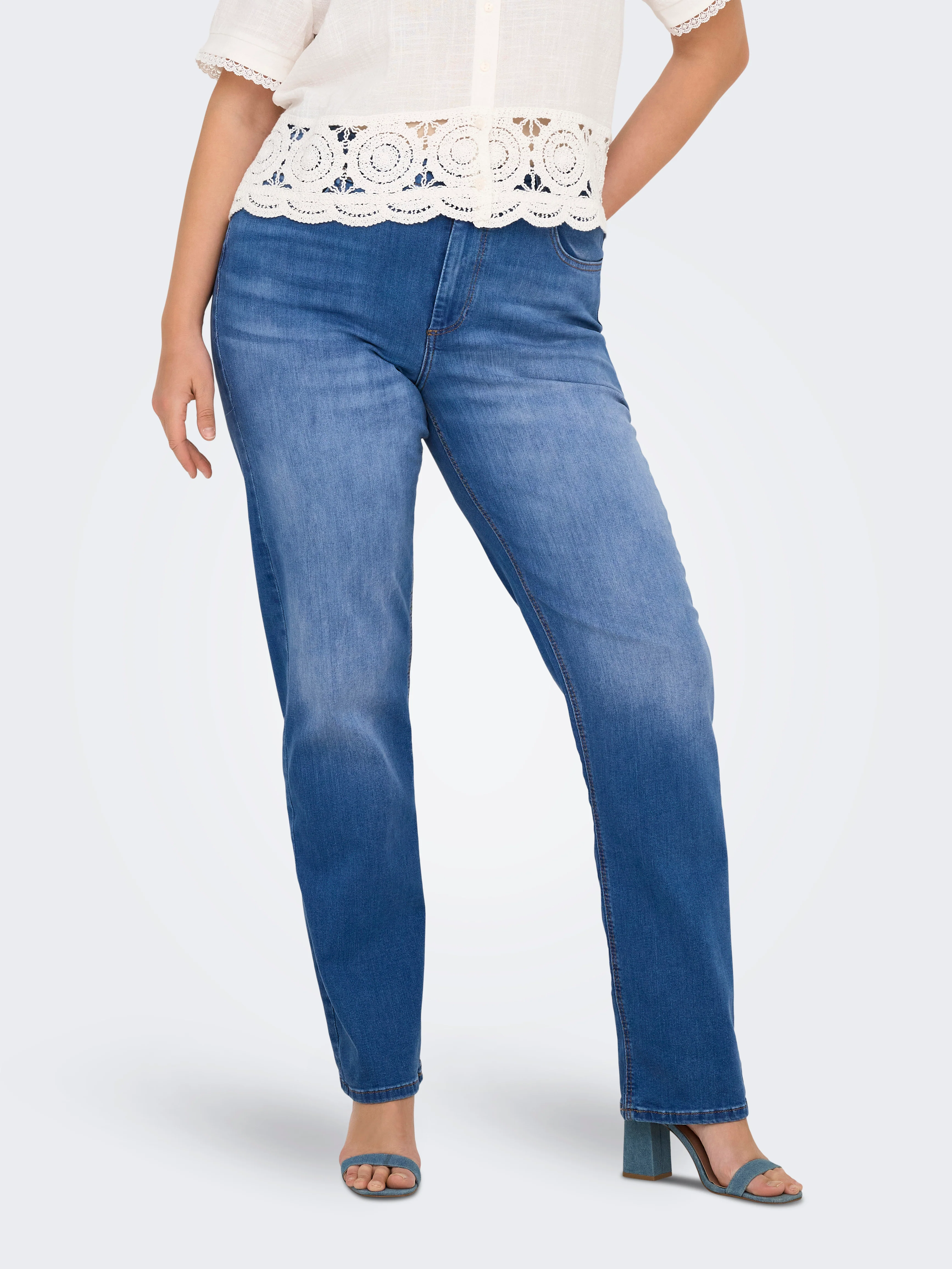 Only Carmakoma Jeans 15331688 179695-Medium Blue Denim - Image 68