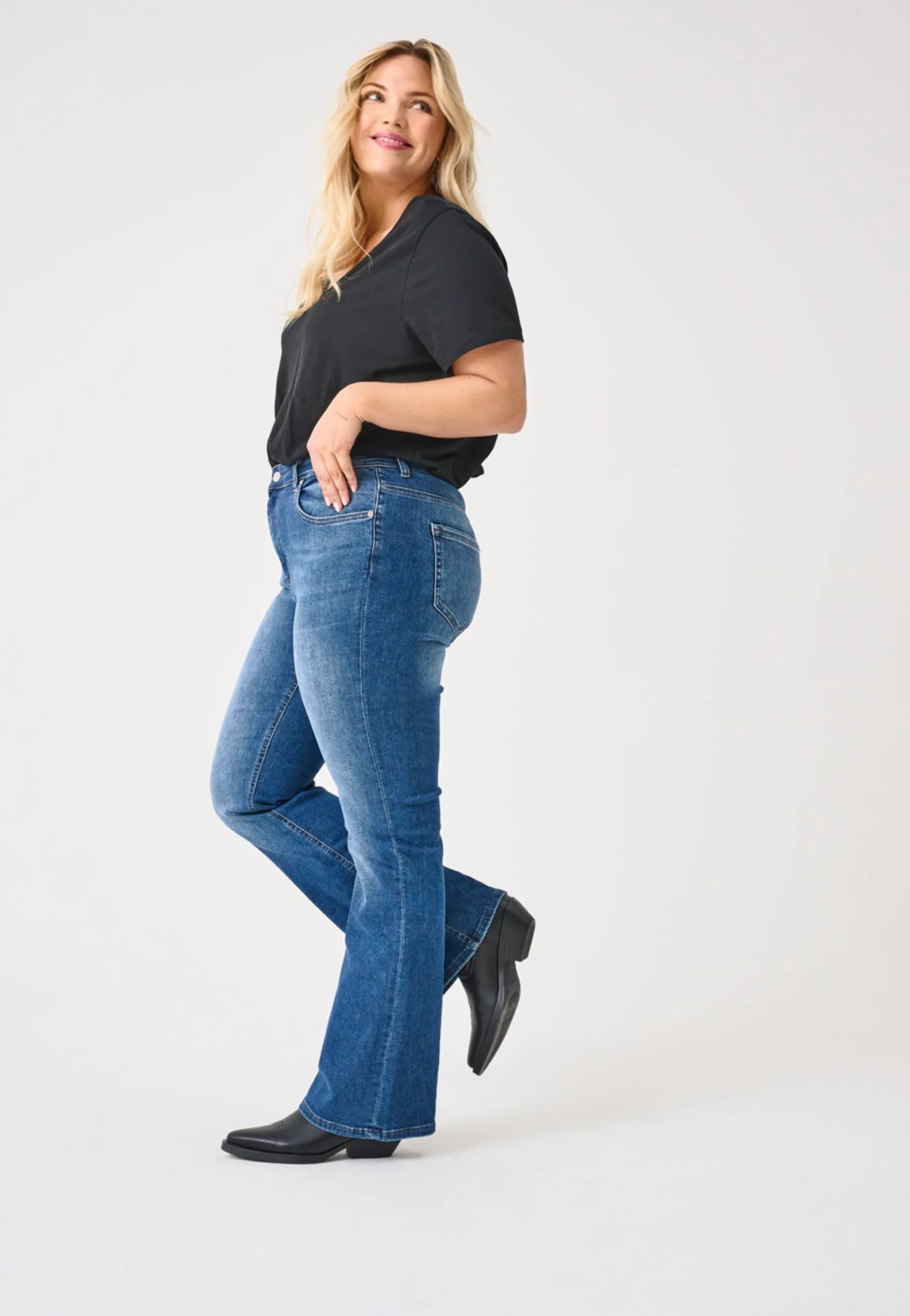 Only Carmakoma Jeans 15332403 177938-Dark Blue Denim - Image 8