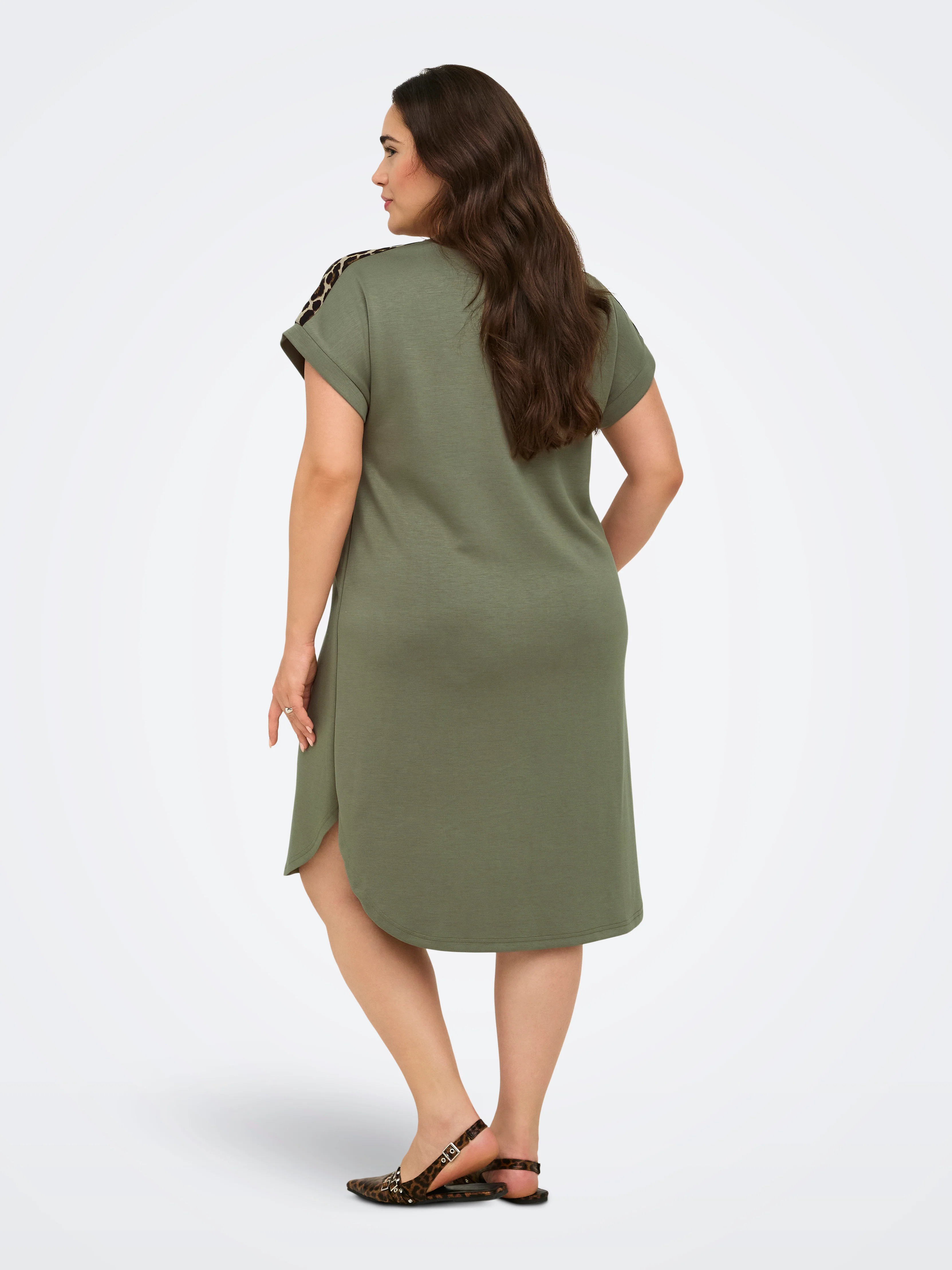 Only Carmakoma Jurk 15375553 303968-Smokey Olive - Image 111