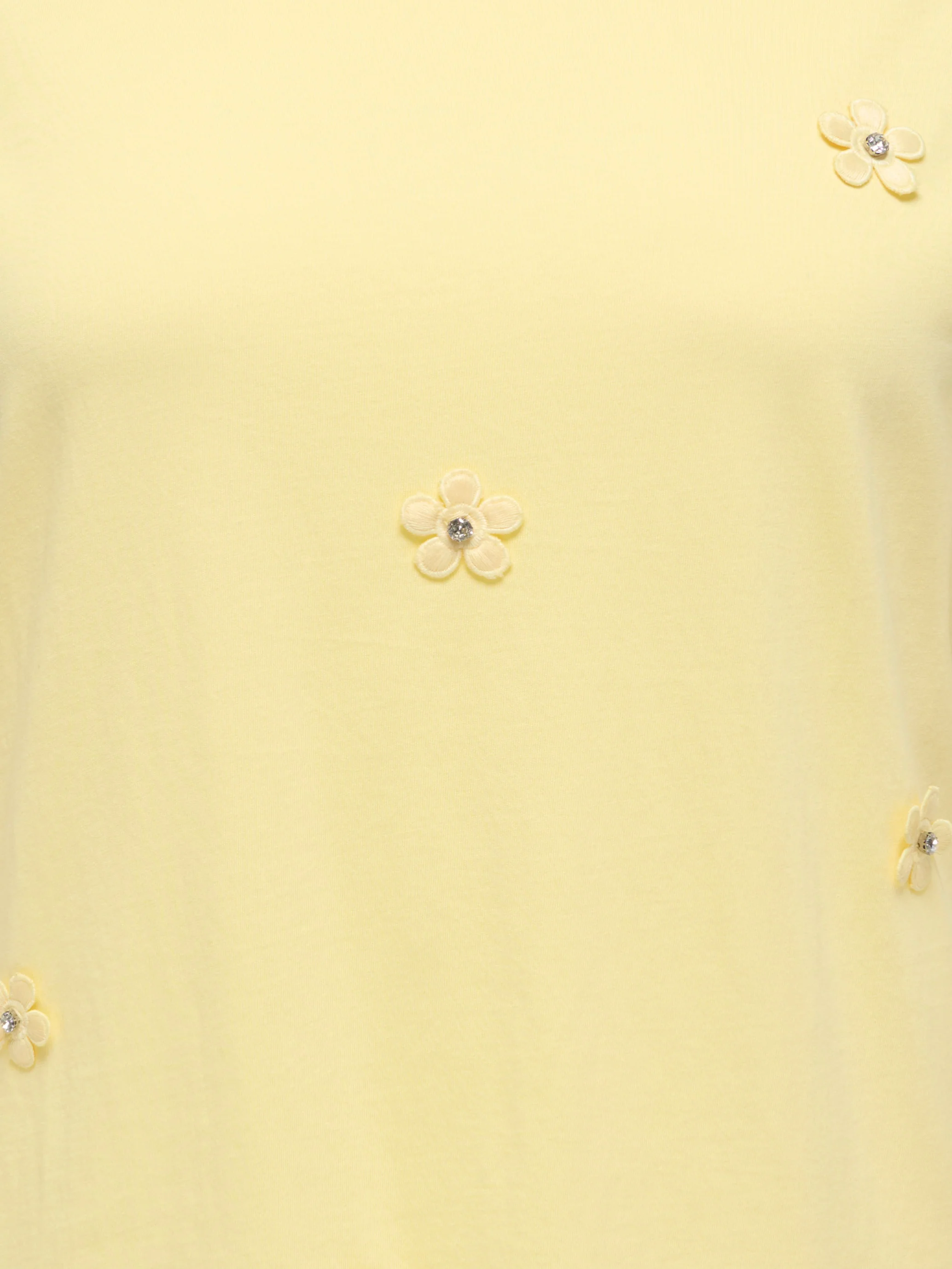 Only Carmakoma LM T-Shirt 15373366 290575001-Sunlight/Flower embellishment - Image 5