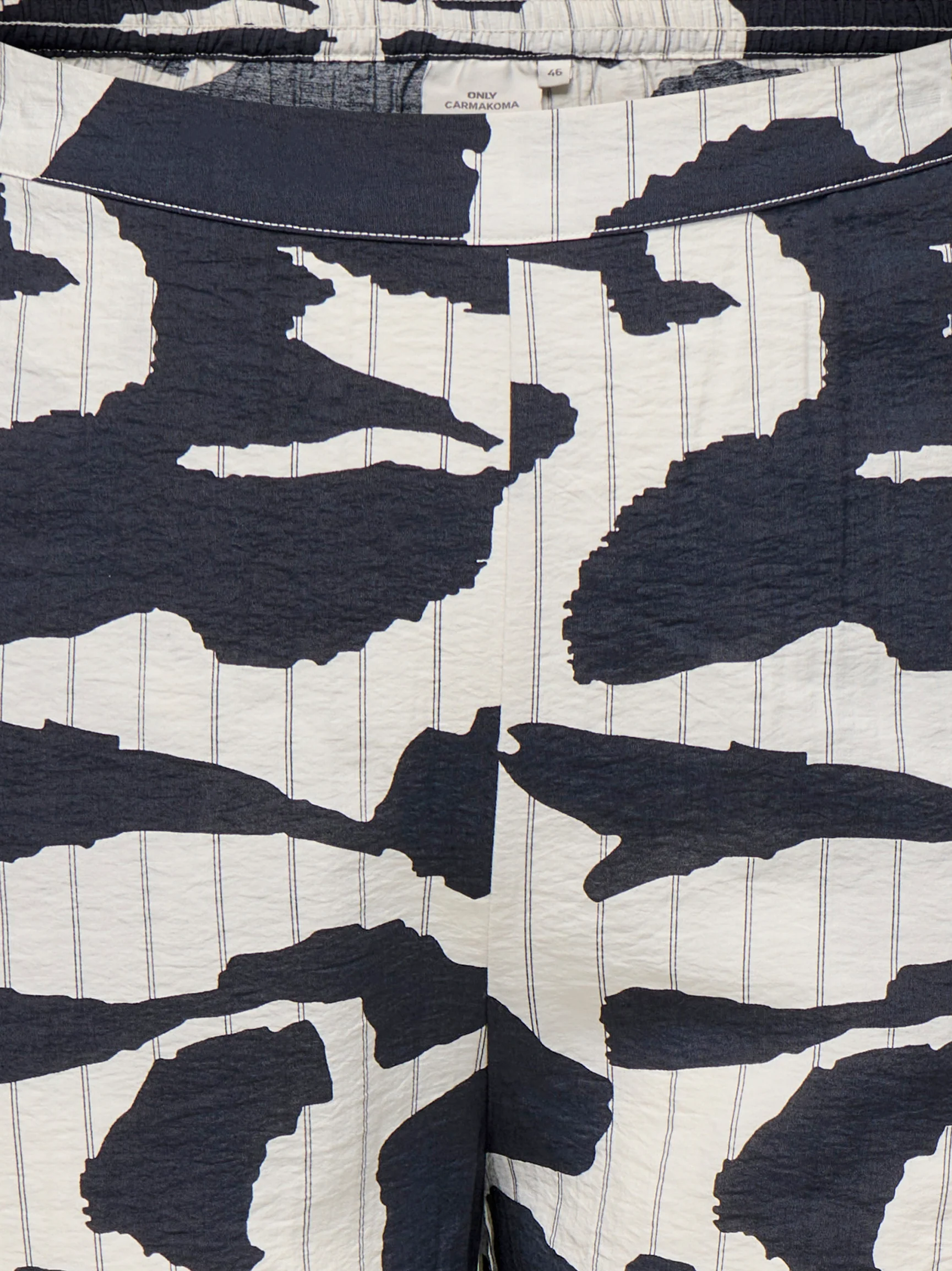 Only Carmakoma PANTALON 15369598 177922001-Cloud Dancer/GRAPHIC ELEMENTS - Image 49