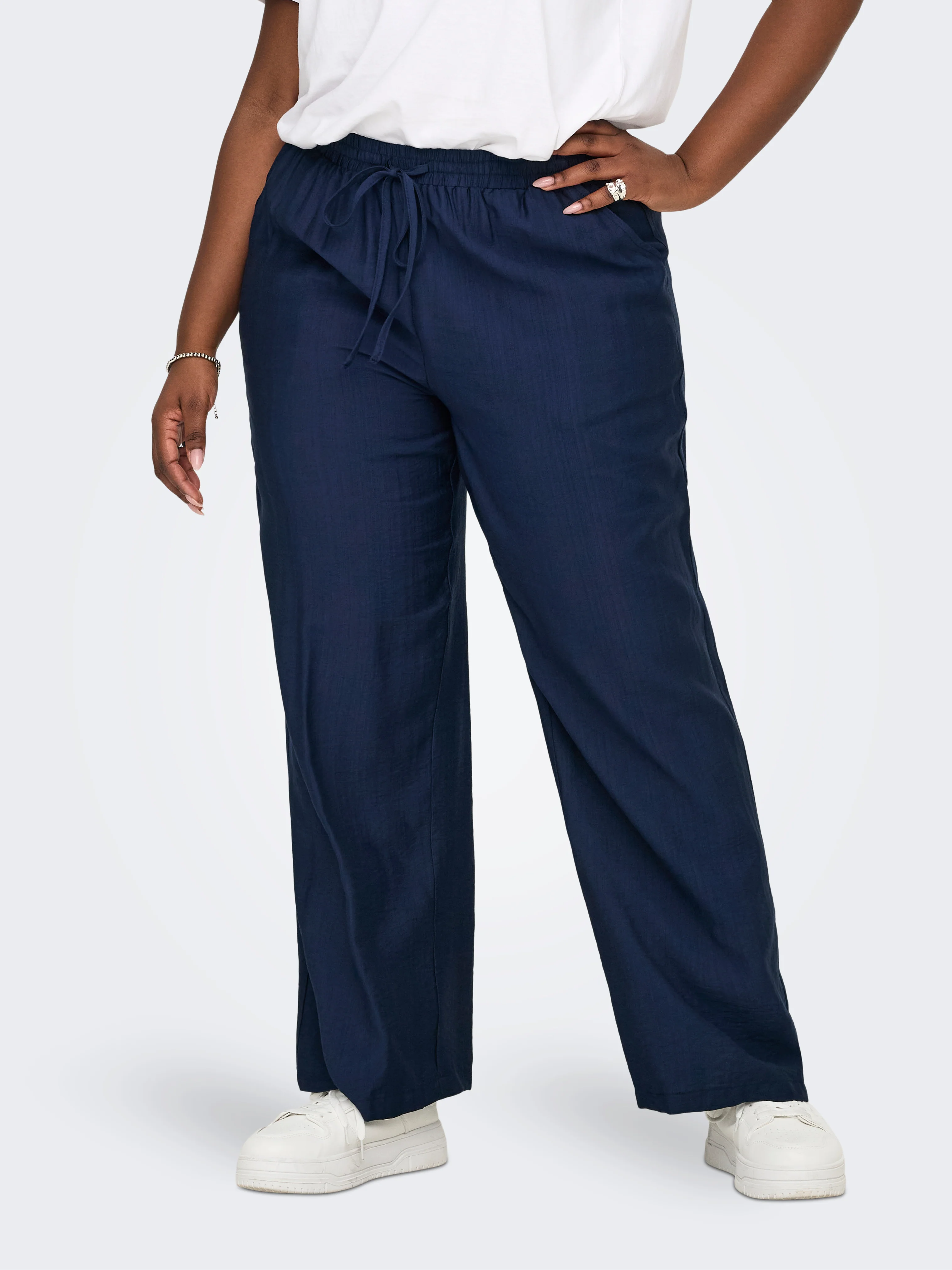 Only Carmakoma PANTALON 15369712 186699-Navy Blazer - Image 12