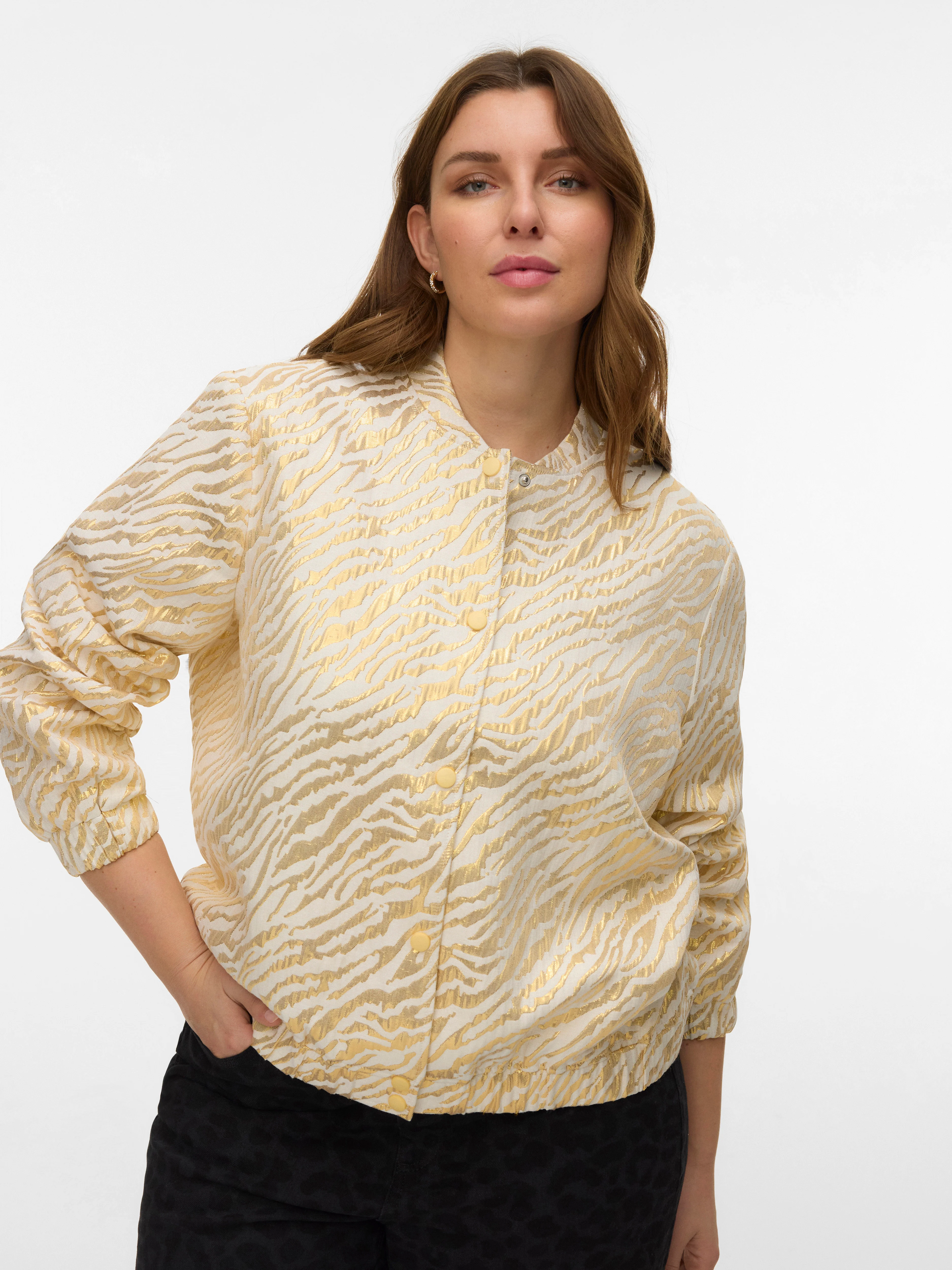 Vero Moda Curve Outerwear 10347717 294497-Rich Gold - Image 5