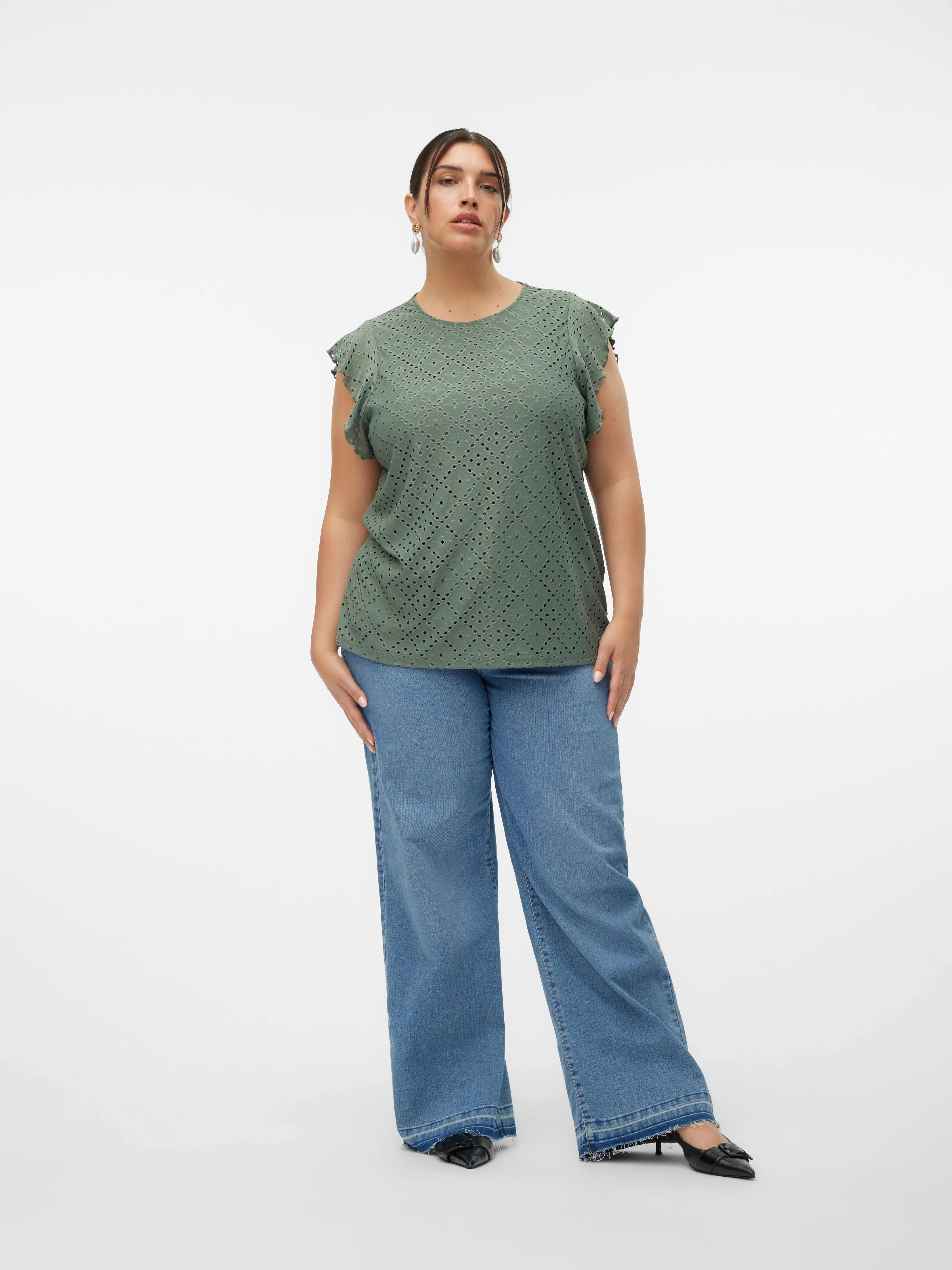 Vero Moda Curve Top 10315986 224196-Laurel Wreath - Image 3