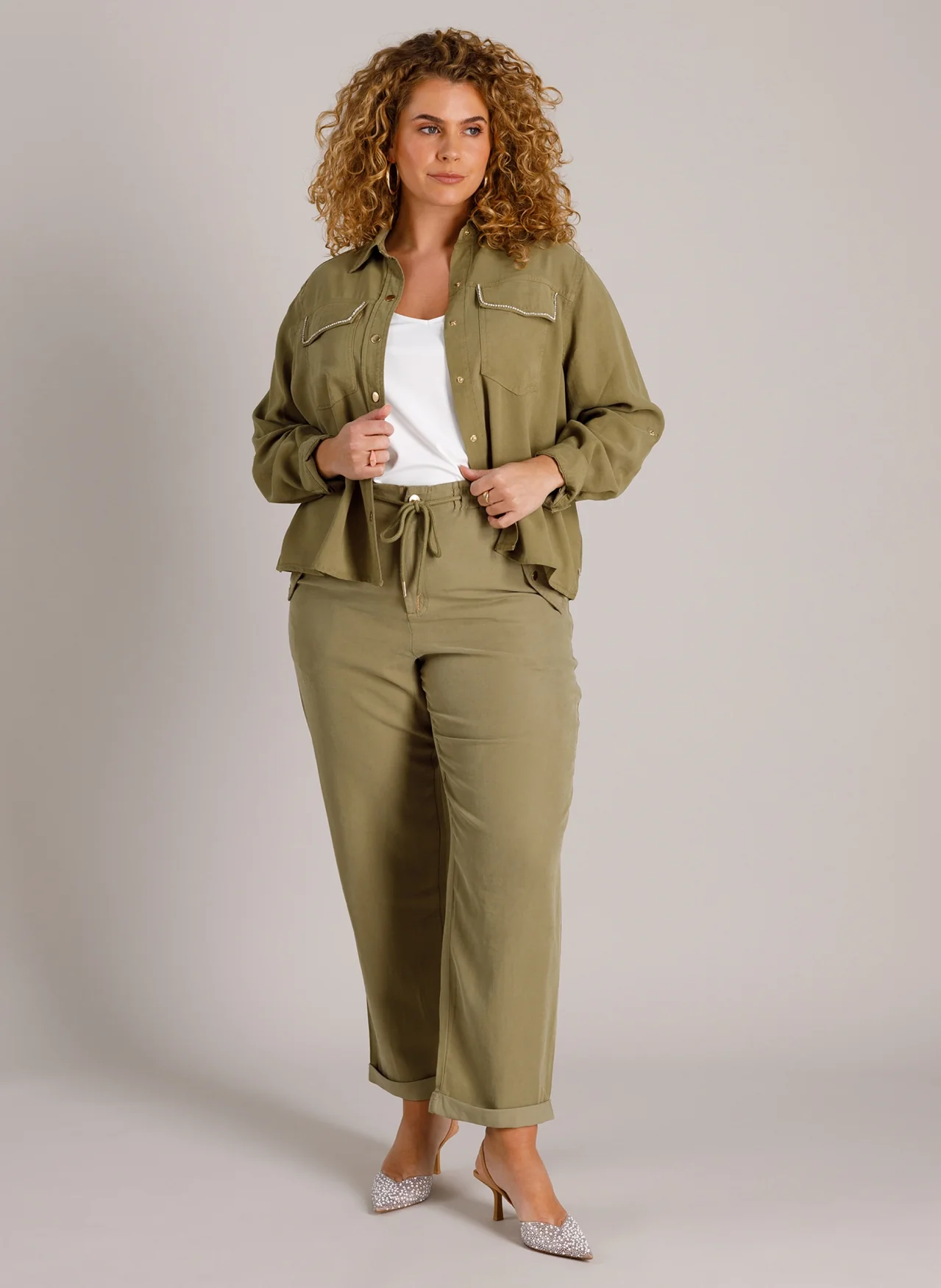 Yest Curve Blazer A005801 14001 olive - Image 10