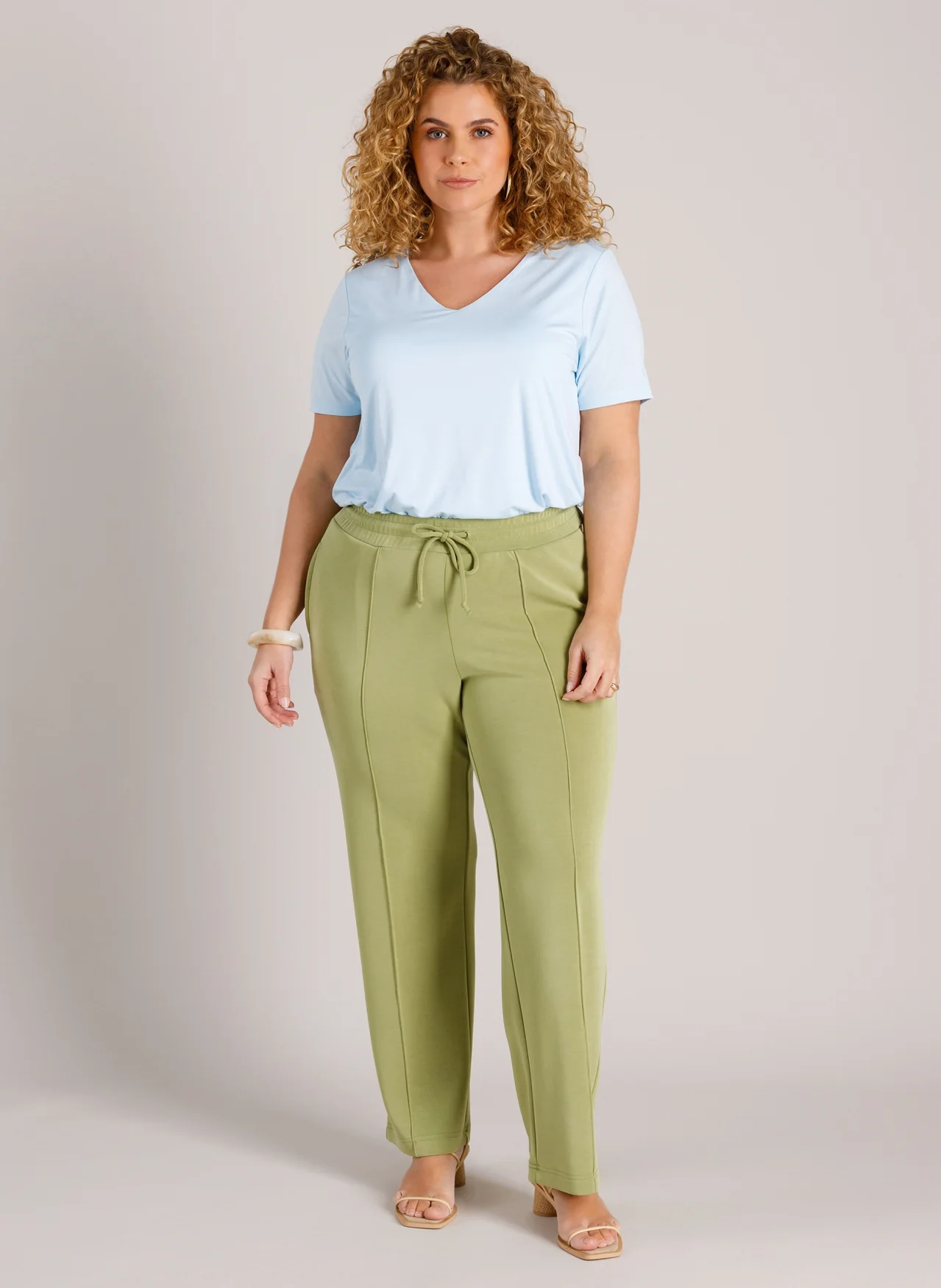 Yest Curve Legging A006194 3103 botanic green - Image 2