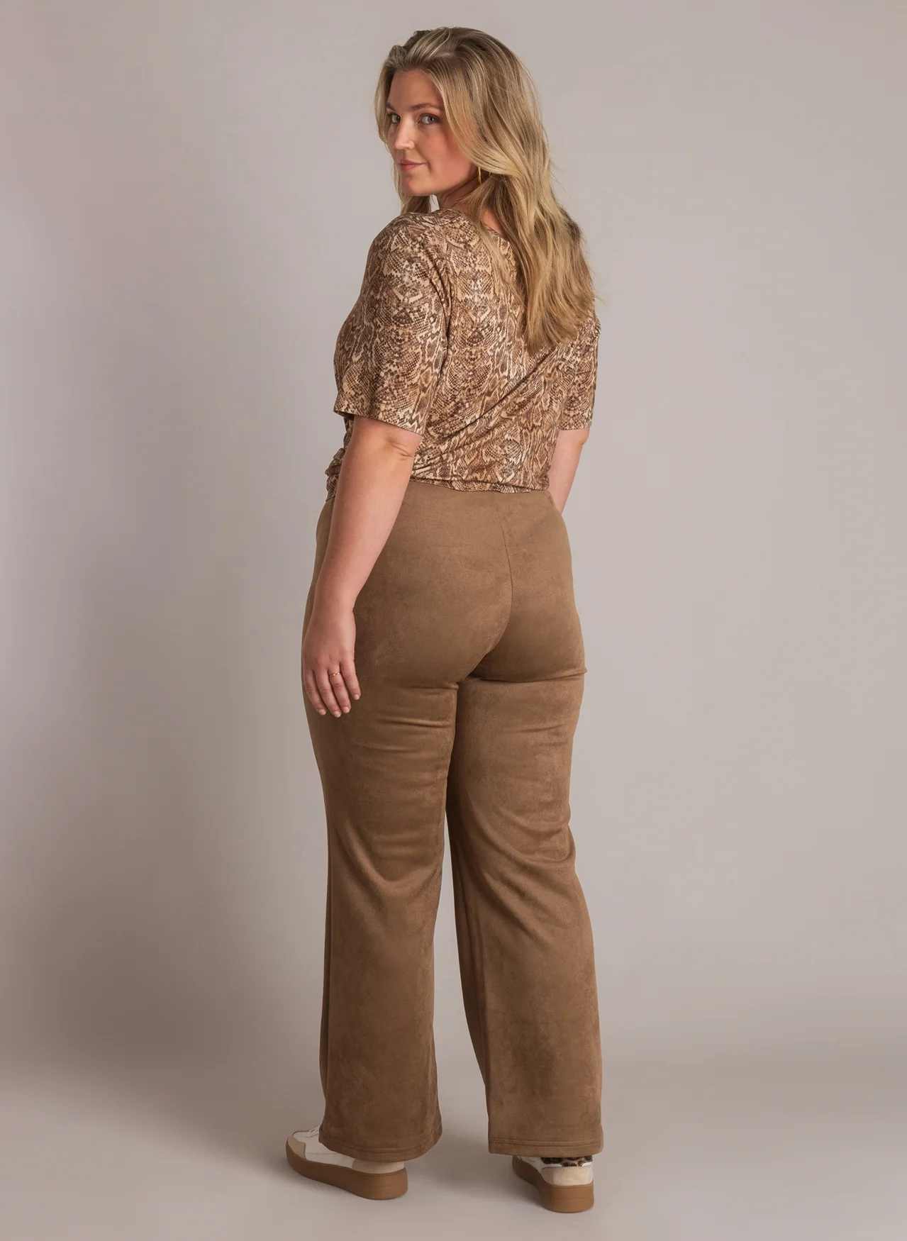 Yest Curve Pantalon A006264 9060 soft brown - Image 3