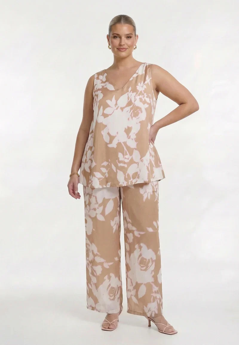 YOEK Top 37338 light brown - Image 3